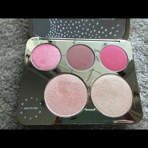 Becca x Jaclyn Hill Cheek and Highlight Palette